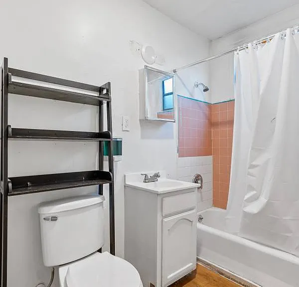 3833 S Grand Ave — Photo 6