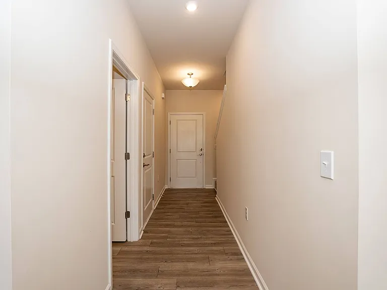 1517 Rhodes Pond St — Photo 7