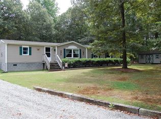 26 Clinton Farm Ct, Cartersville, VA 23027