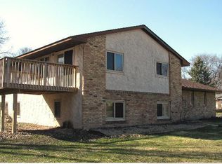 4675 Dale St N, Shoreview, MN 55126