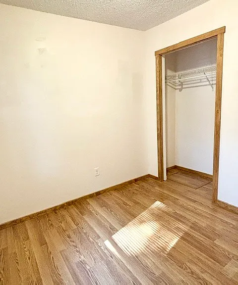 403 4th Ave NE — Photo 10