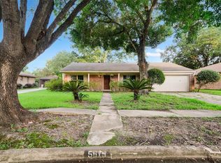 5619 Cartagena St, Houston, TX 77035