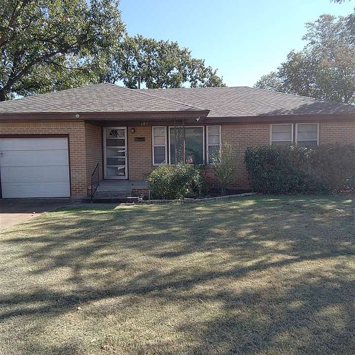1st image of 407 NW 29th St