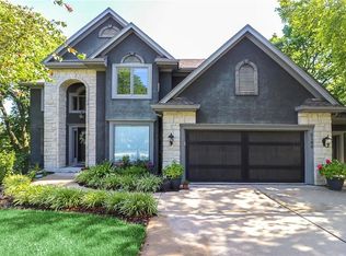 2100 SW Walden Dr, Lees Summit, MO 64081