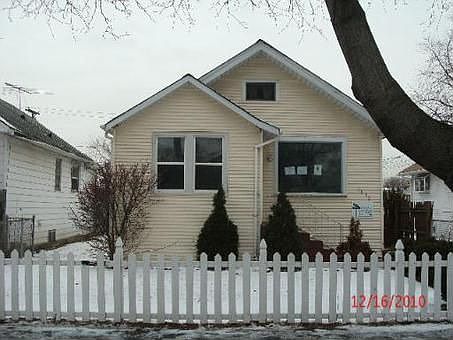 2nd image of 1642 N 16th Ave