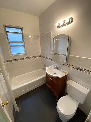 Rented by RealTegrity NY LLC | media 16