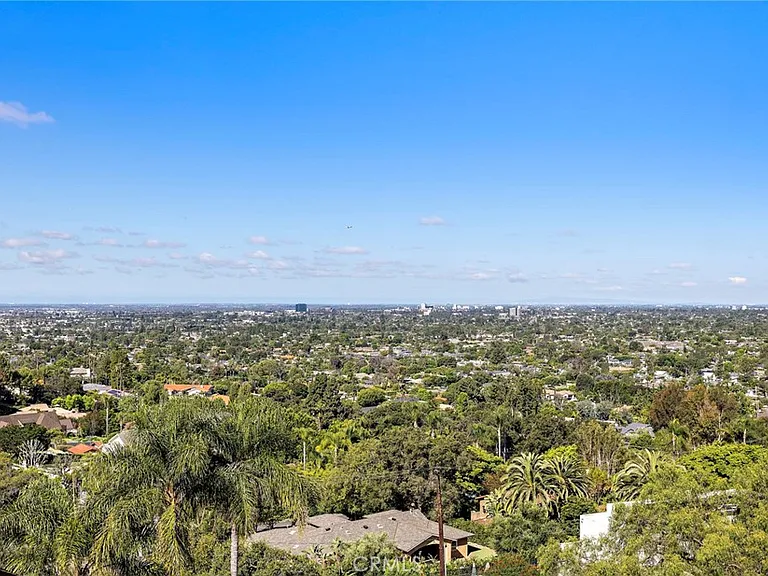 11393 La Vereda Dr — Photo 16