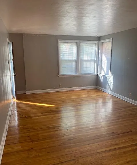 6609 Devonshire Ave #1W — Photo 4
