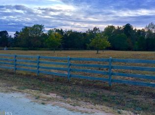 705 Amber Lakes Ct, Social Circle, GA 30025