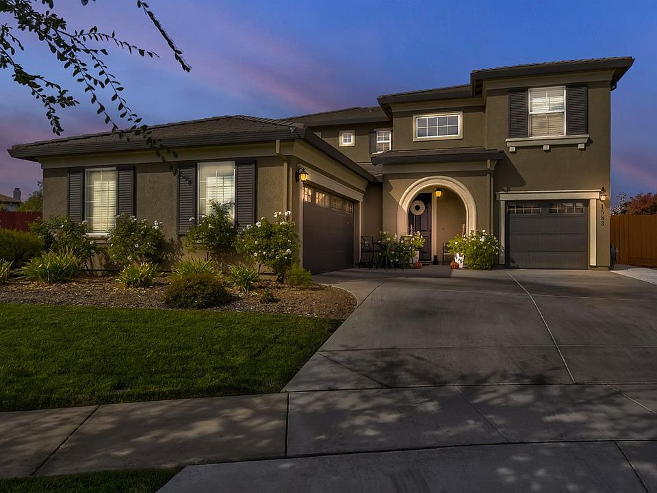 2nd image of 1583 Chandler Way