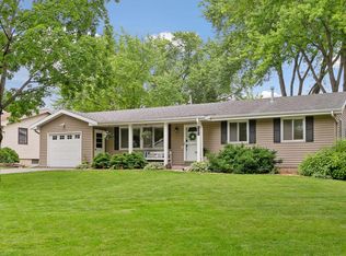9001 30th Ave N, New Hope, MN 55427