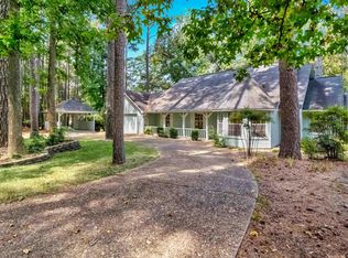 271 Greenbriar Trl, Holly Lake Ranch, TX 75765