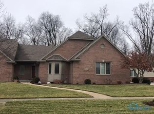 810 Deer Ridge Run, Bowling Green, OH 43402