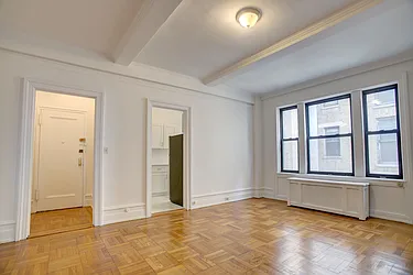 315 West 102nd Street, #7D