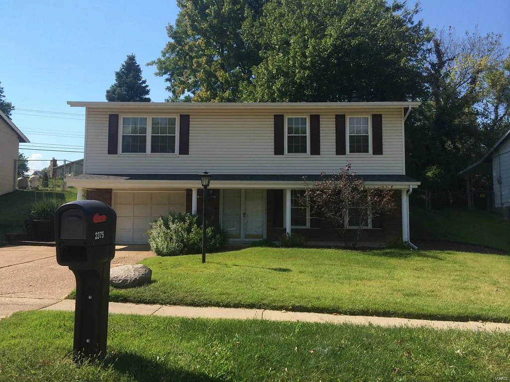 2375 Wesglen Estates Dr photo 1