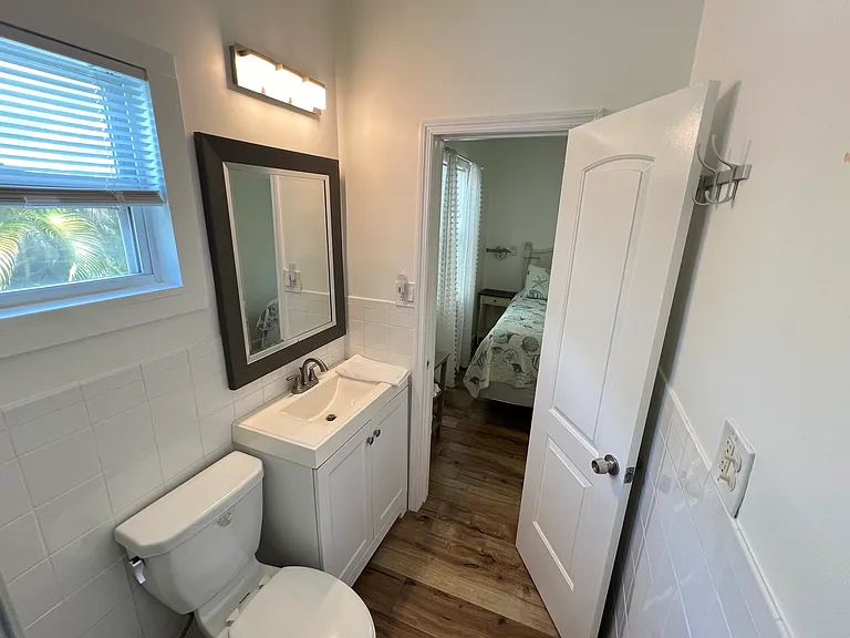 413 Virginia St — Photo 9