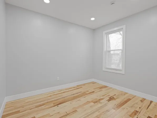 4619 Cottage Avenue image 13 of 15