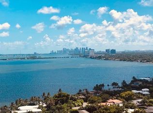 Towers Of Quayside, Miami, FL 33138