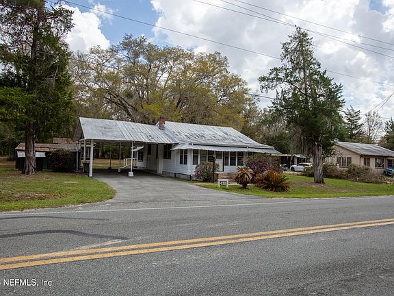 3rd image of 412 S COUNTY ROAD 21