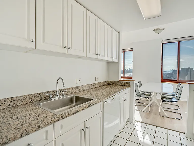 100 Old Palisade Rd #2709 — Photo 8