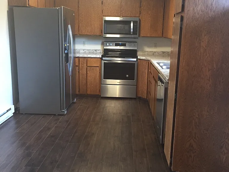 1126B Expansion Dr — Photo 2