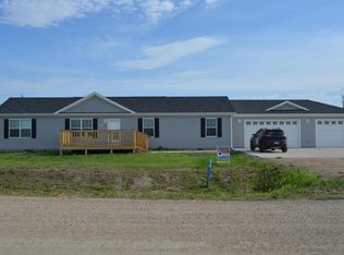 13348 Mountain Meadow St, Williston, ND 58801