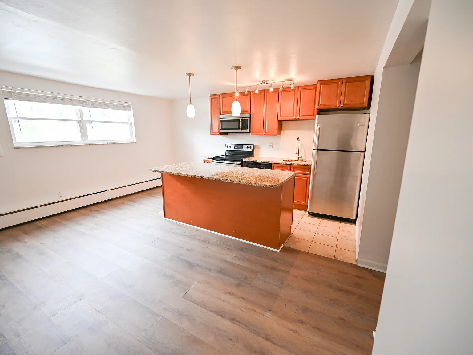 778 Delta Ave — Photo 2