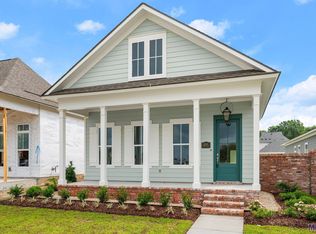 14323 Farris Dr, Baton Rouge, LA 70817