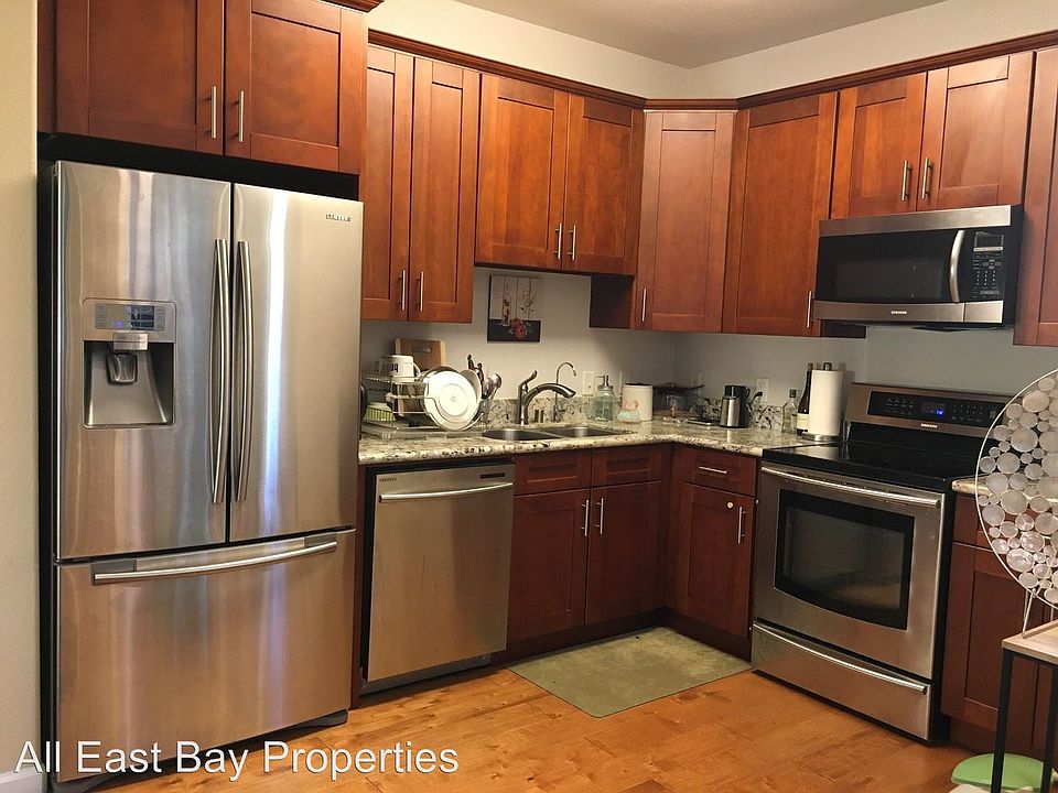 2nd image of 1121 40th St #4306