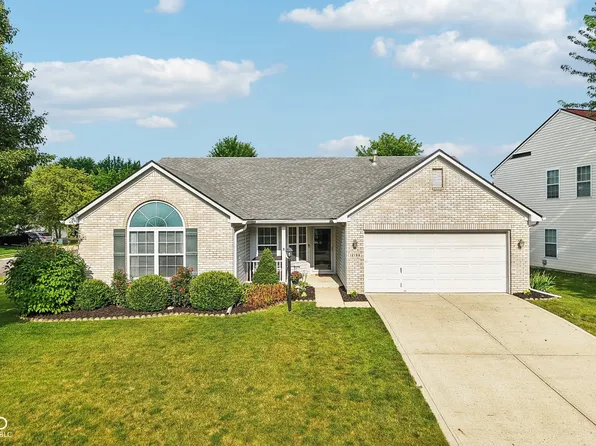 12198 Rambling Rd, Fishers, IN 46037