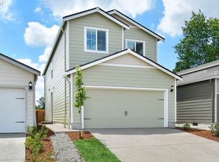 220 Forest Ln, Molalla, OR 97038