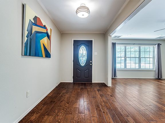 5th image of 4221 Shady Hill Dr