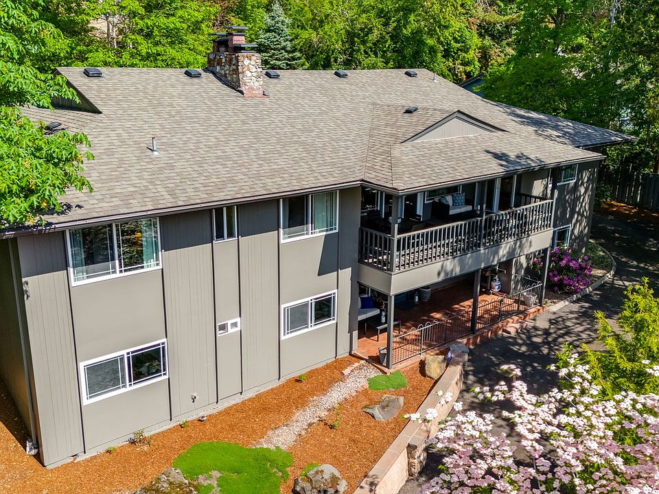 Exterior-East Facing>