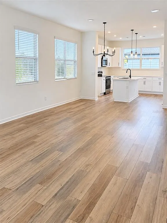3 bed, 2.5 bath, 1675 sqft, $2,800 — Photo 4