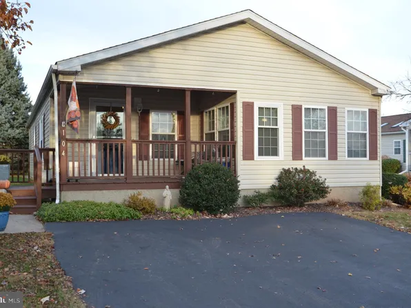104 Carver Ln, Royersford, PA 19468