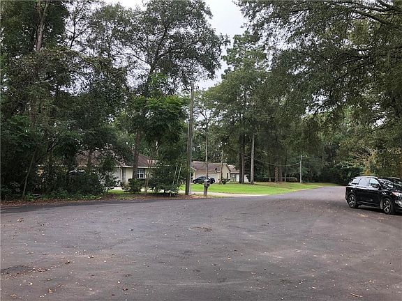 2nd image of 4816 NE 14th Pl