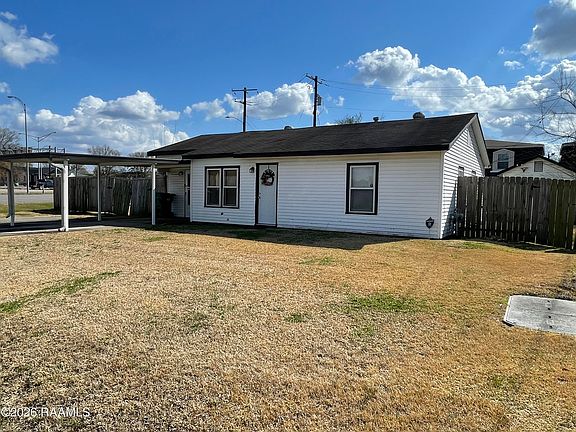 2nd image of 101 Conrad St