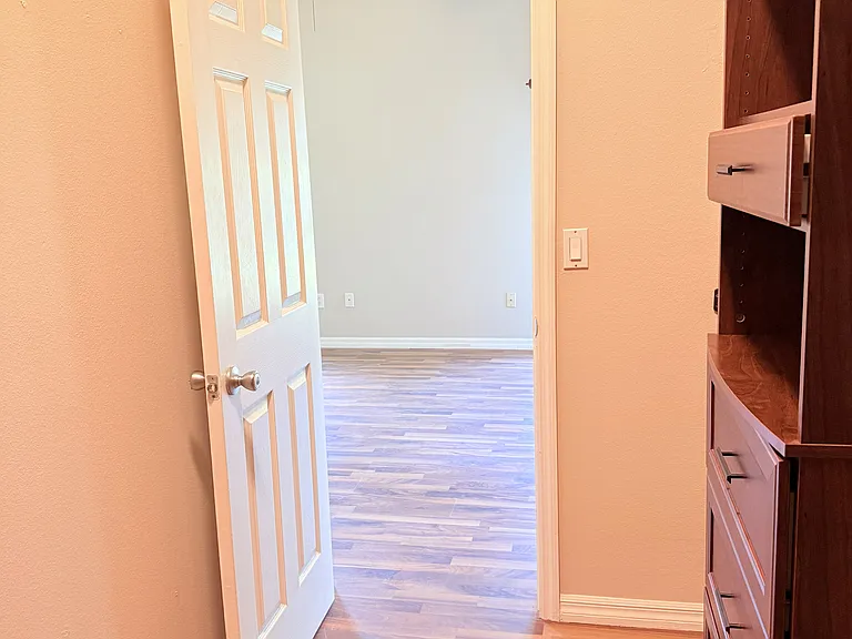 5528 Misty Wood Ct — Photo 21