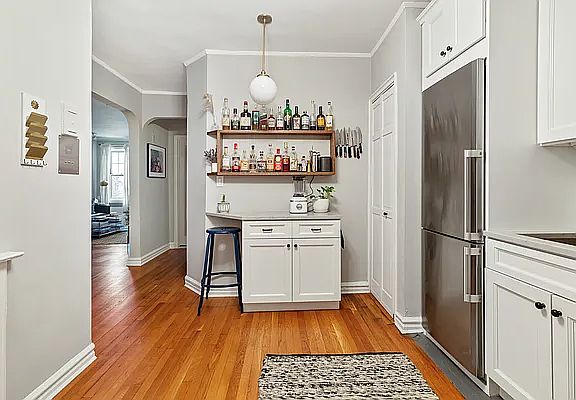 3rd image of 601 E 19th St APT 1C