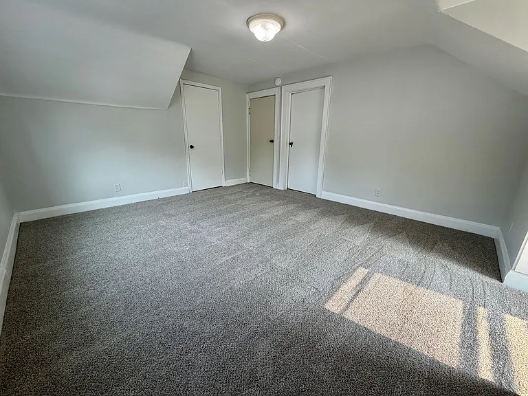 1319 Myrtle Ave — Photo 10