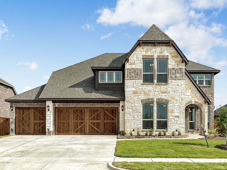 1st image of 637 Midsummer Hill