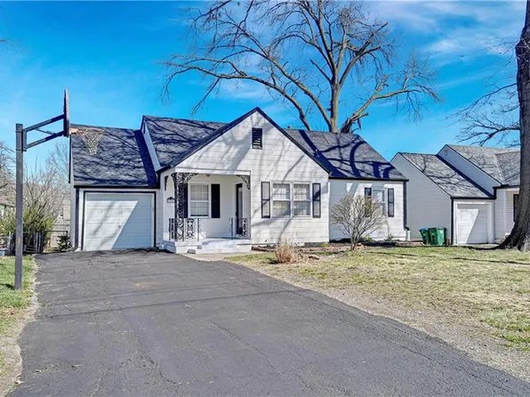 5000 W 51st St, Roeland Park, KS 66205