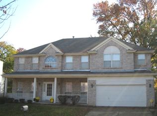 11498 Daykin Dr, Saint Louis, MO 63146