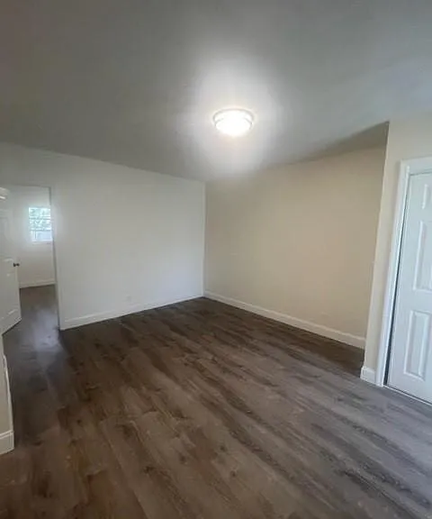840 NE 17th Ter #9 — Photo 5