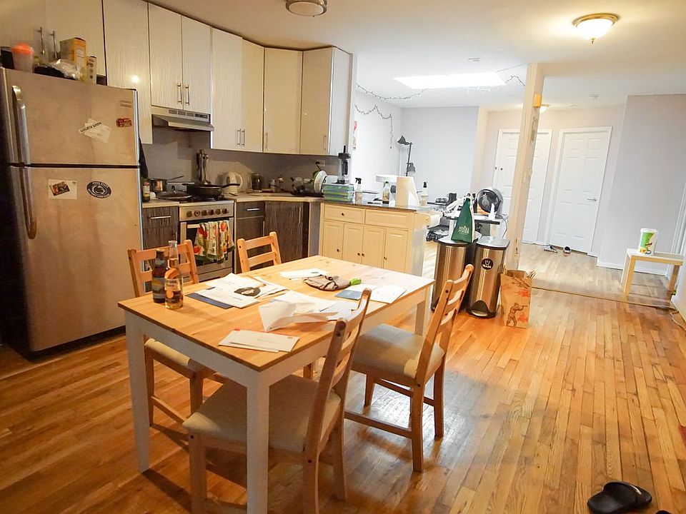 1st image of 13 Monroe St #3