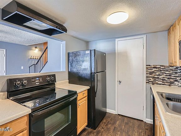 3rd image of 3431 W LAURIE Lane #3431