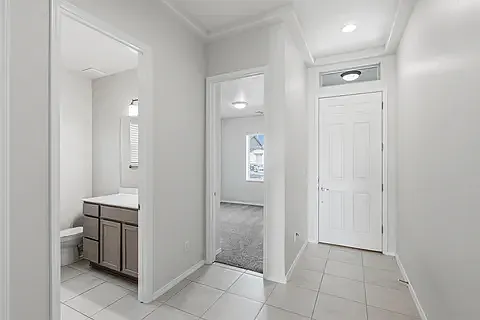 2101 Northern Blvd NE — Photo 6