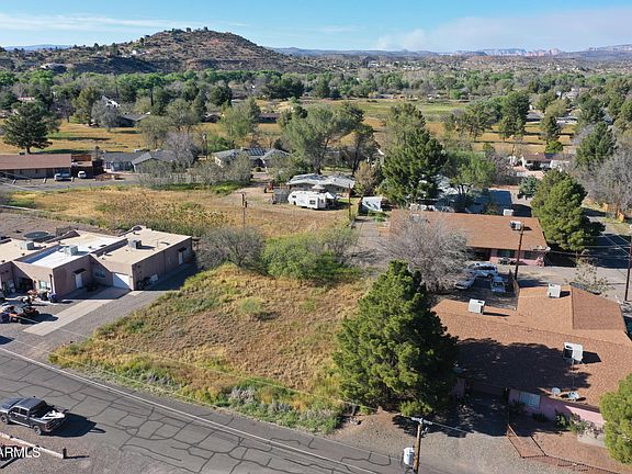 4th image of 3980 E VALLEY Lane #32