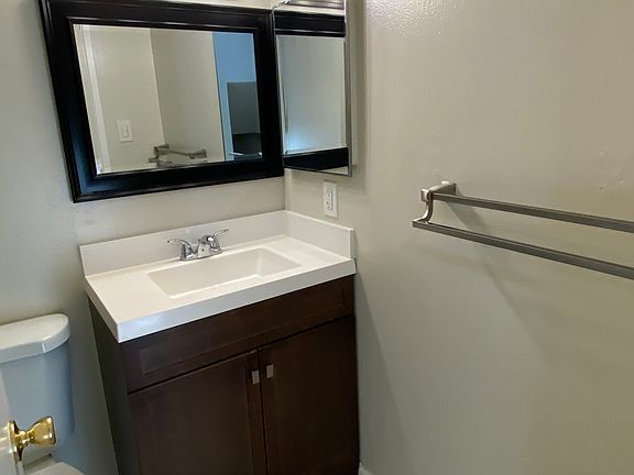 5th image of 5584 Spinnaker Dr