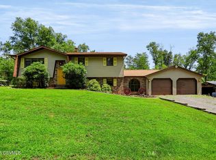 634 S Hill Rd, New Columbia, PA 17856